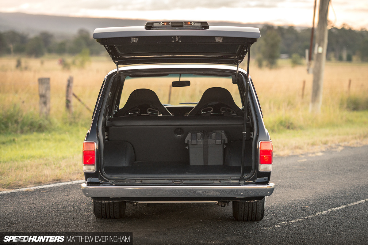 BlackDatsunUte_MatthewEveringham_Speedhunters_ (42)