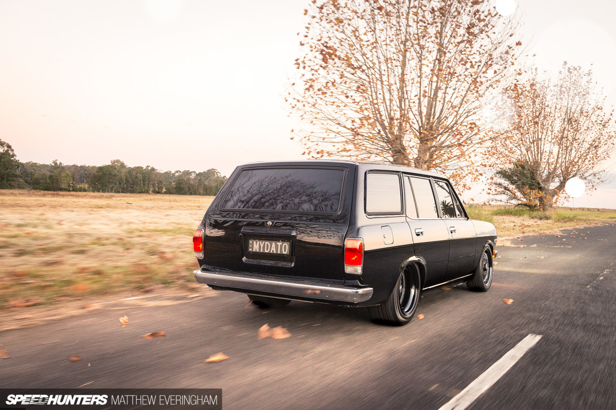 BlackDatsunUte_MatthewEveringham_Speedhunters_ (61)