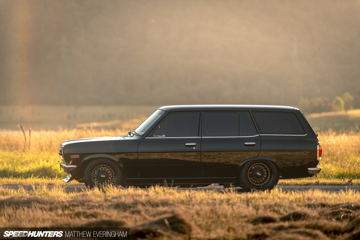 BlackDatsunUte_MatthewEveringham_Speedhunters_ (7)