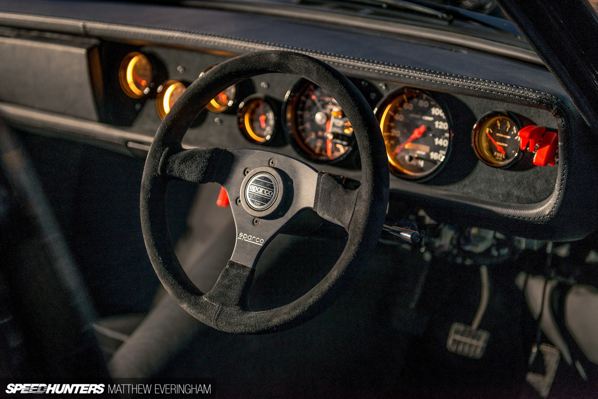 BlackDatsunUte_MatthewEveringham_Speedhunters_ (77)