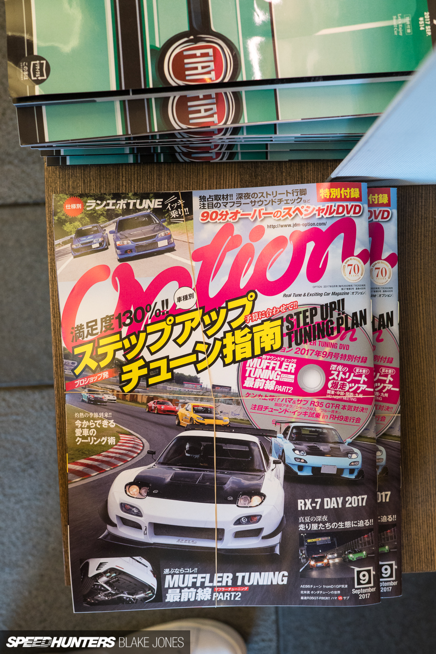 japans-car-magazines-blakejones-speedhunters-06950