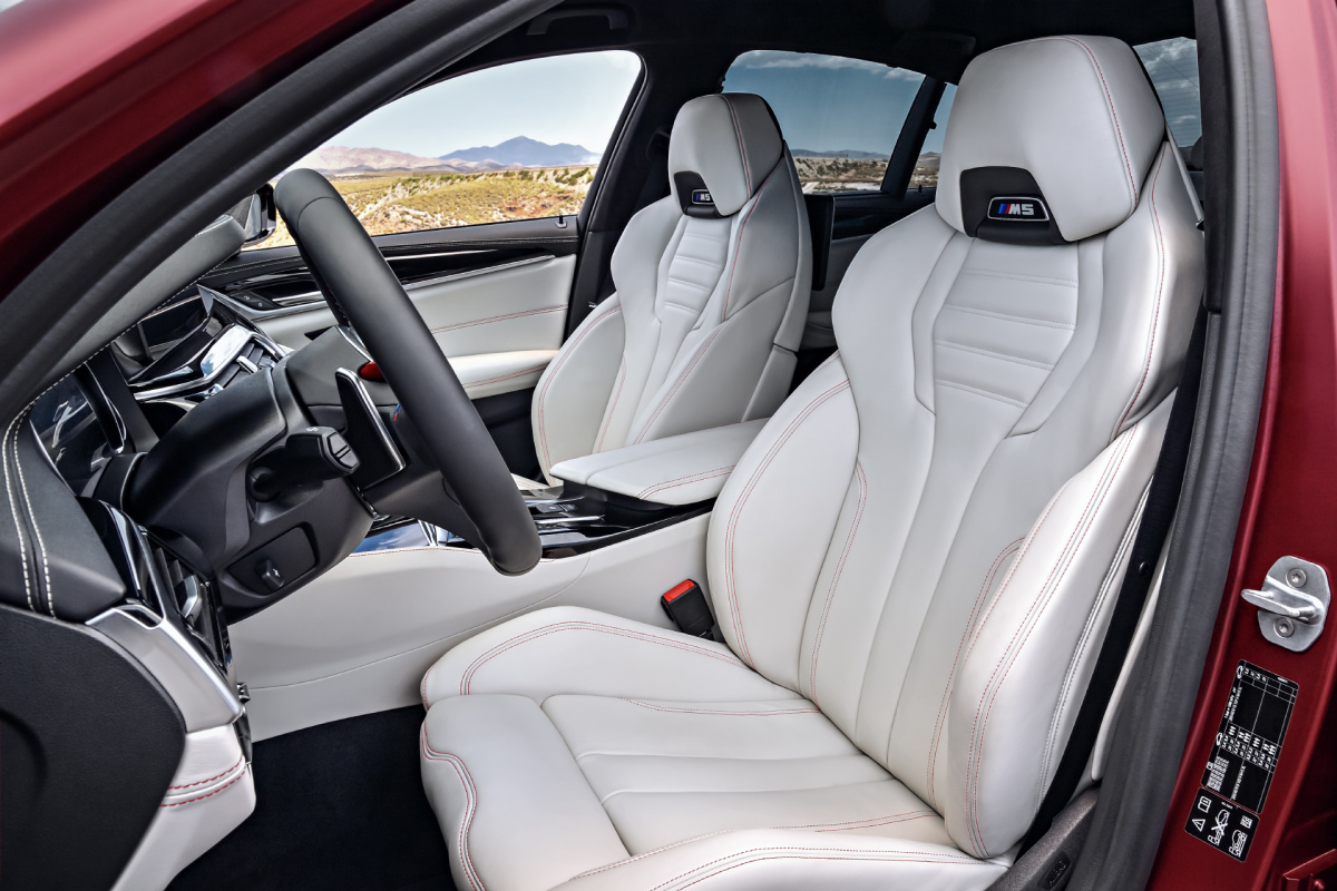 P90273043_highRes_the-bmw-m5-first-edi