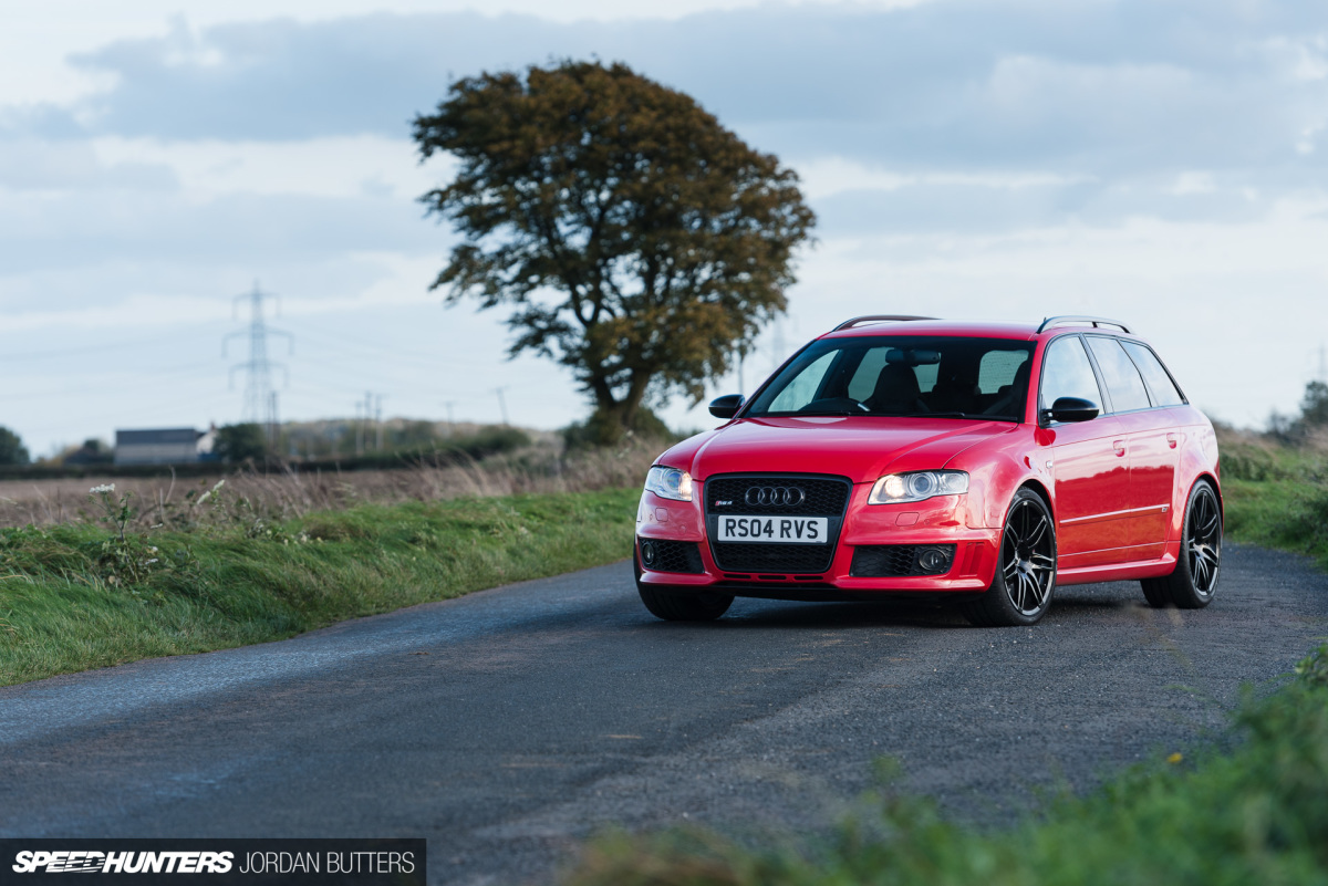 audi-rs4-avant-jordanbutters-speedhunters--2