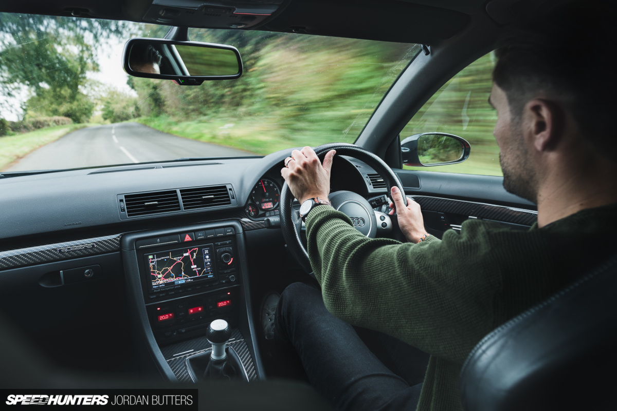 audi-rs4-avant-jordanbutters-speedhunters--6