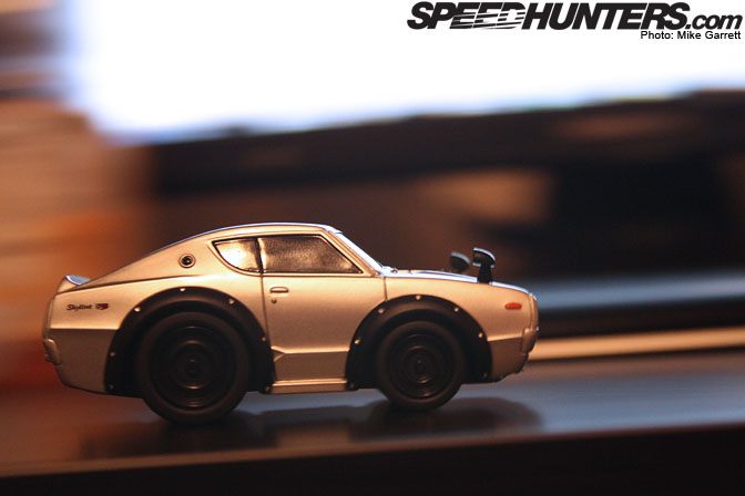 Random Snap>>playing With�Toys