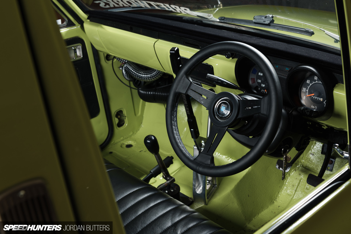 driftworks-hi5-hilux-jordanbutters-speedhunters--6