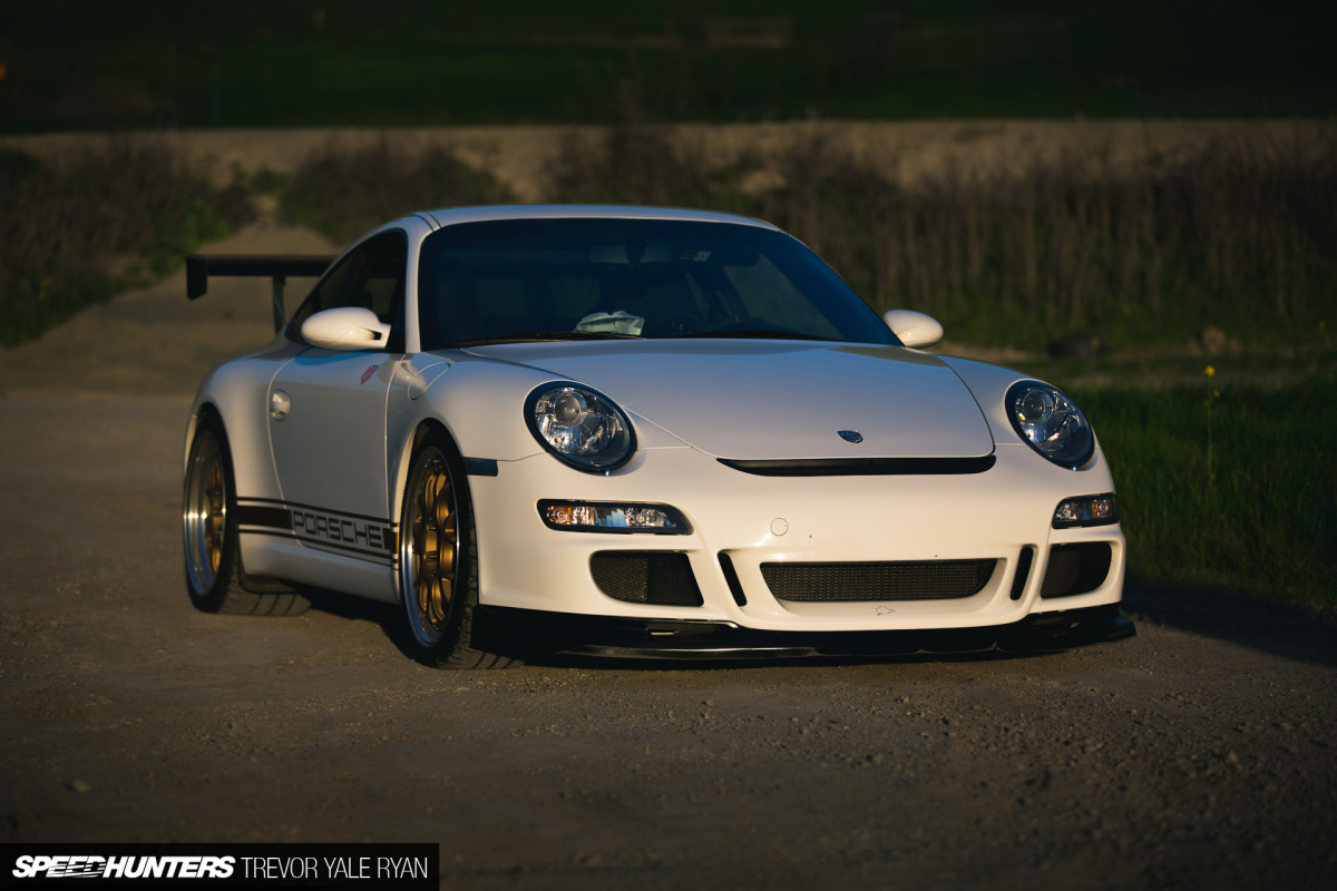 2018-SH-SharkWerks-GT3-Trevor-Ryan_003