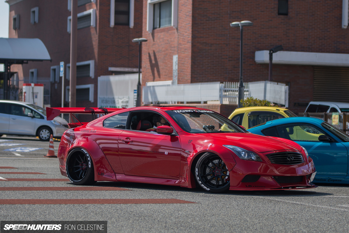 daikokufuto_18_ron_celestine_Infiniti_Skyline_2