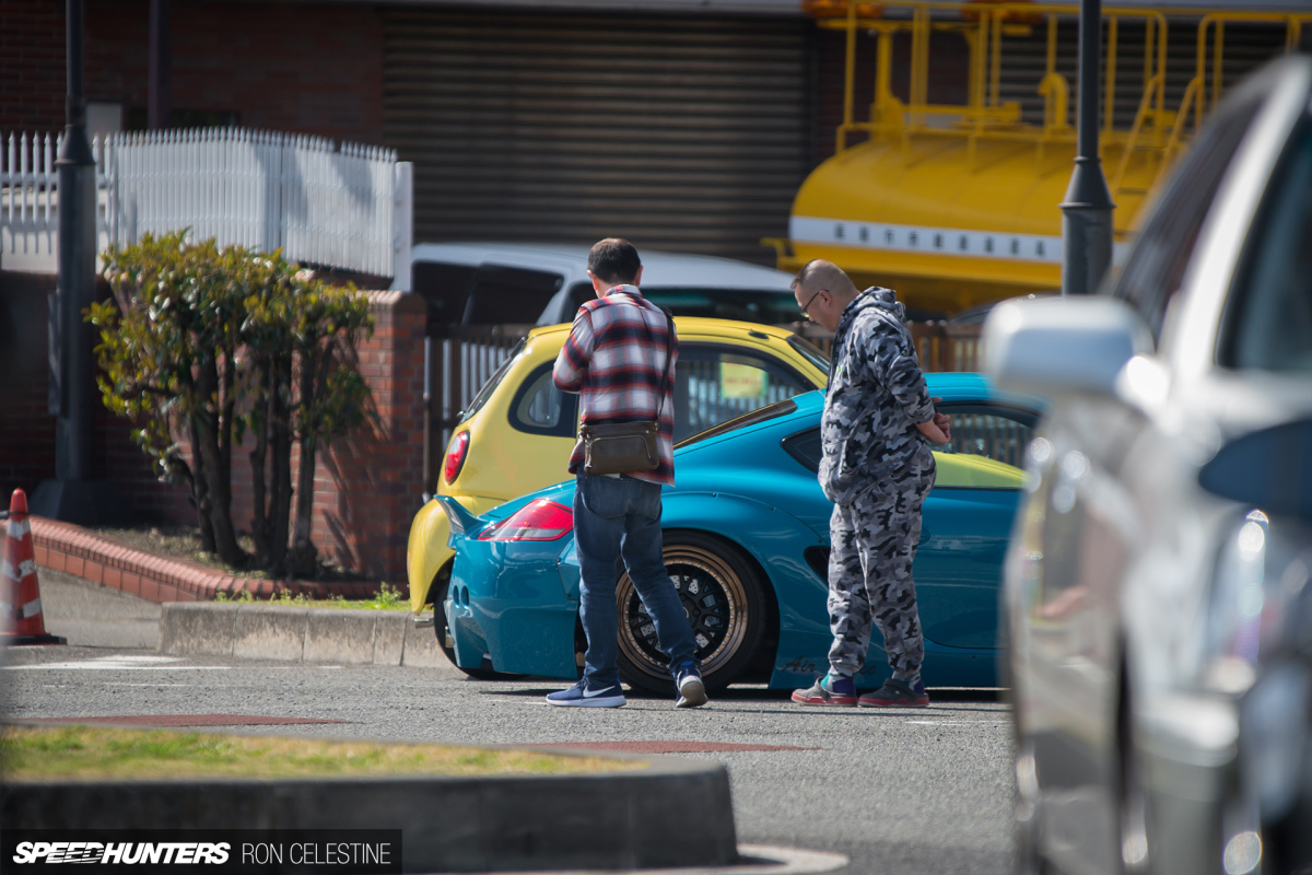 daikokufuto_18_ron_celestine_Porsche_Caymen_2