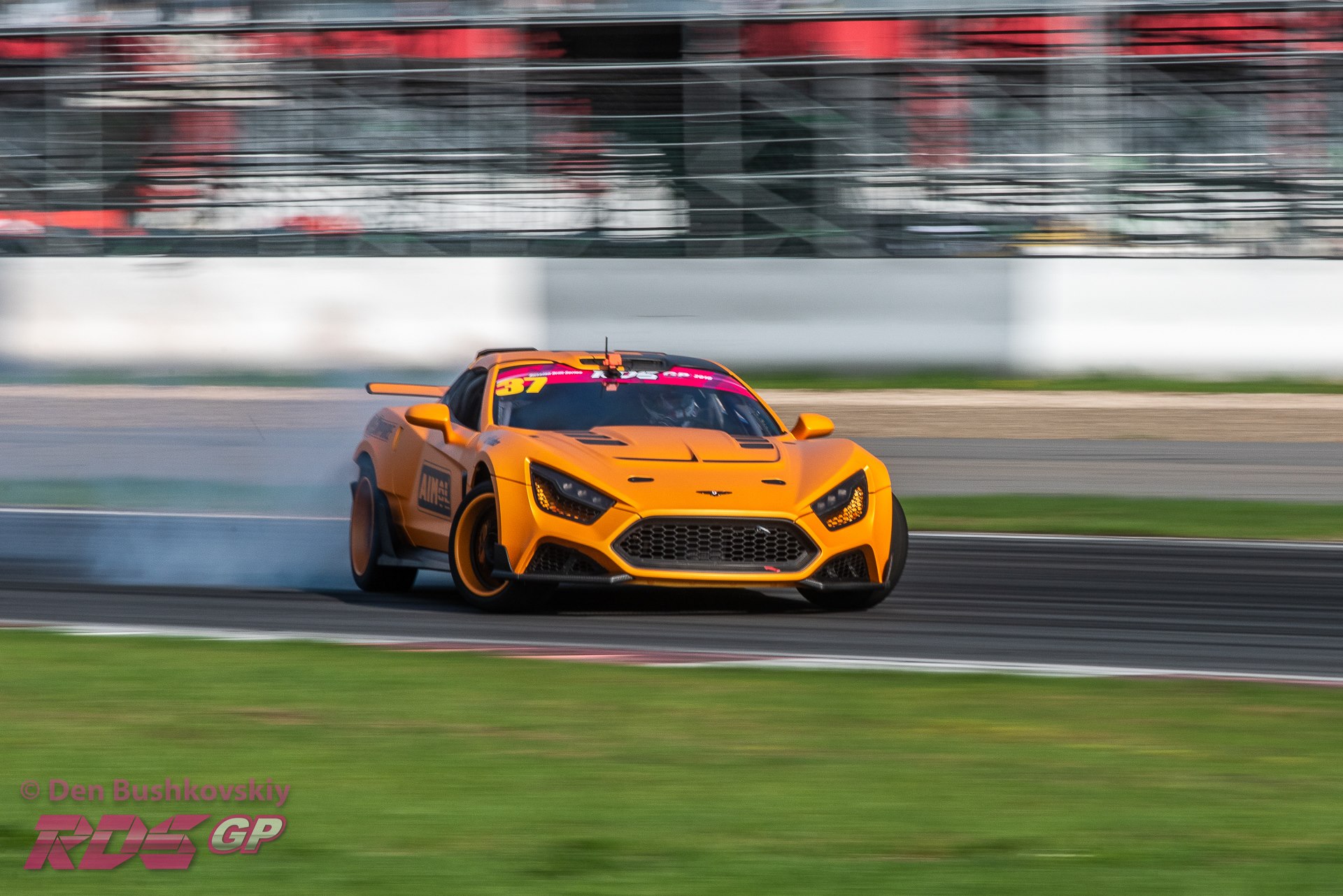 decom_f9a889f1beb4e6b4ad86d60283f03d7e_5af8af638a9b9.jpg