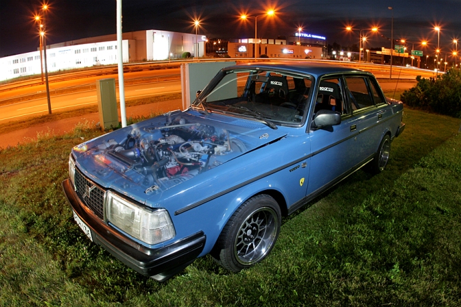 Readers Ride>>volvo 240 Turbo