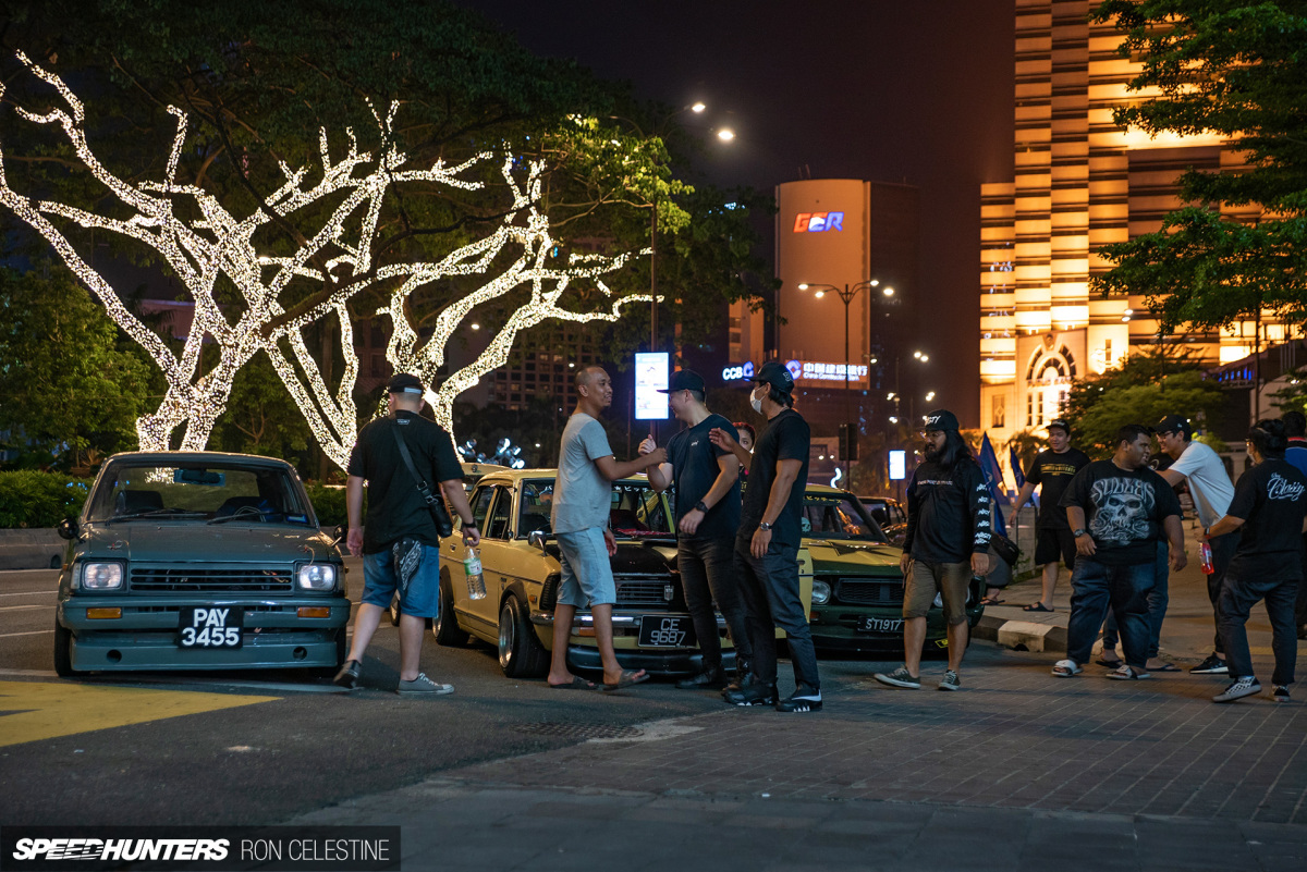 ron_celestine_backwheelbitches_malaysia_nightmeet_group_4