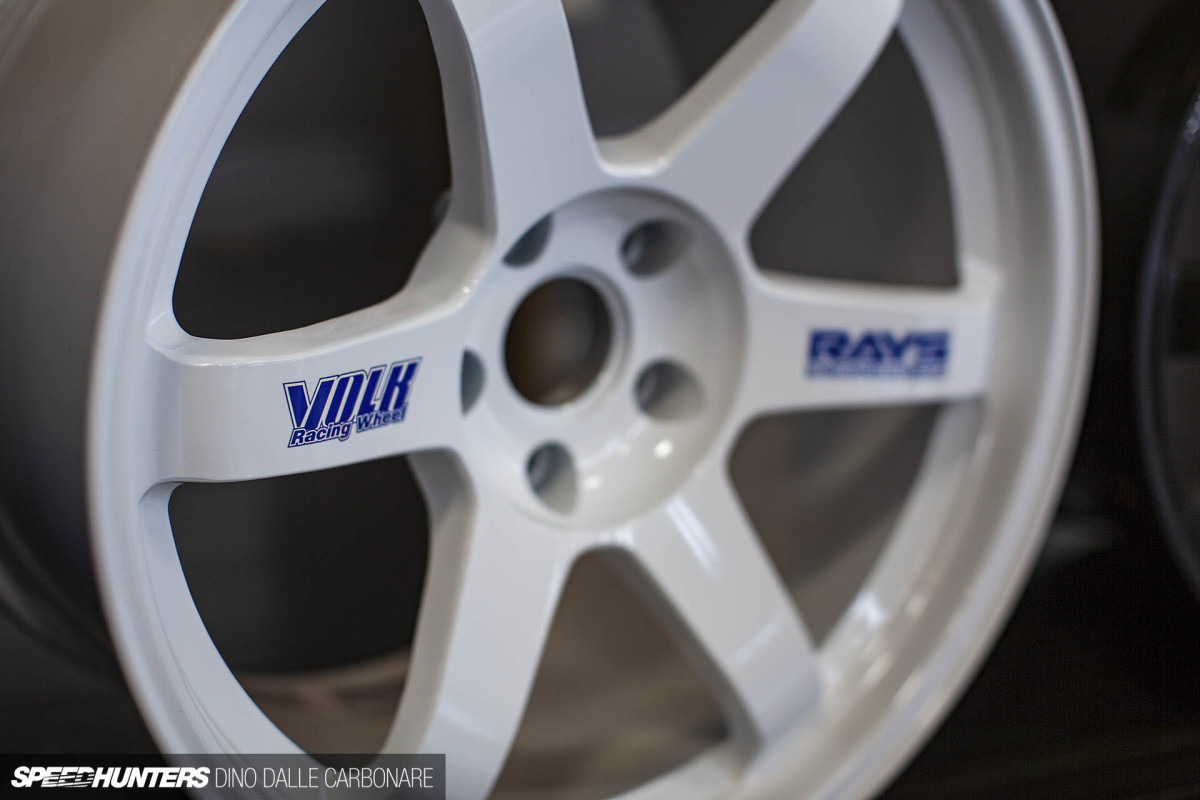 rays_volk_racing_dino_dalle_carbonare_04