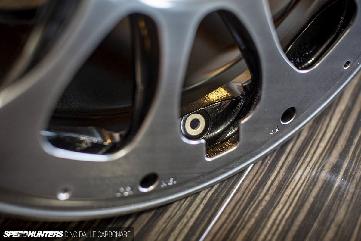 rays_volk_racing_dino_dalle_carbonare_14