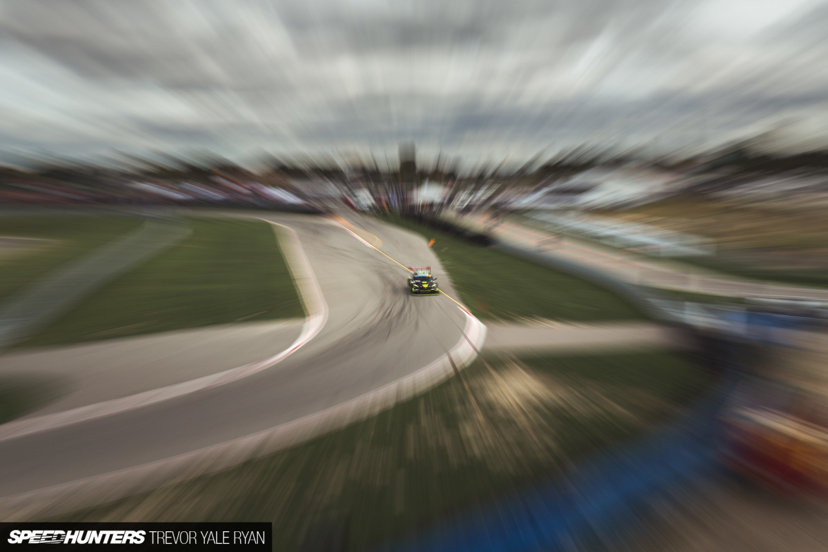 Speed Ring: Head-to-Head Battle at M1 Concourse