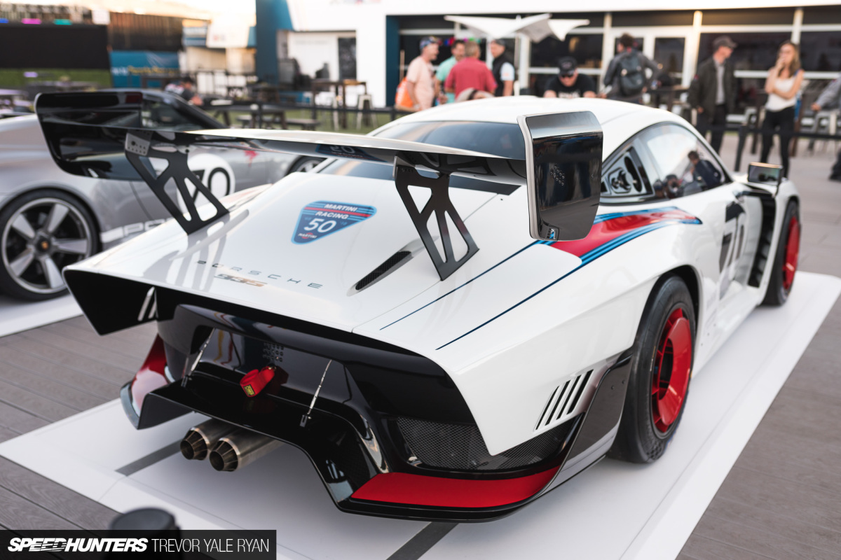 2018-SH_New-Porsche-935-At-Rennsport_Trevor-Ryan-009