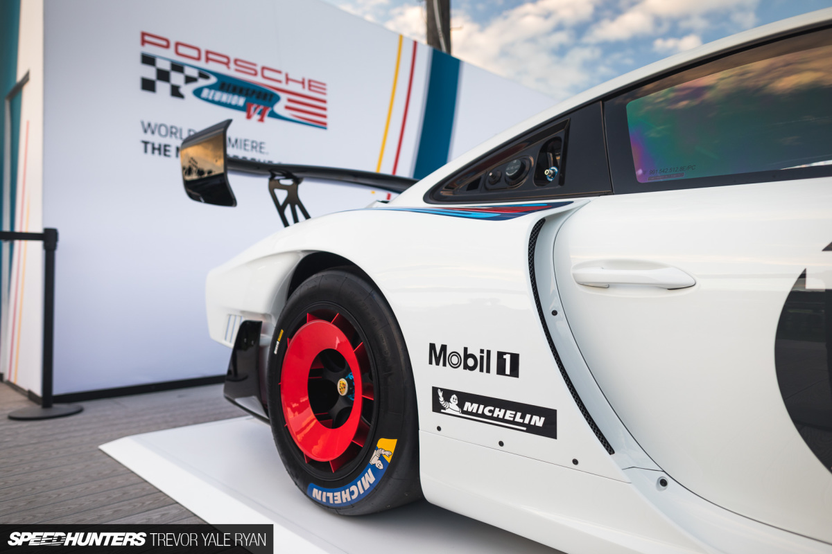 2018-SH_New-Porsche-935-At-Rennsport_Trevor-Ryan-019