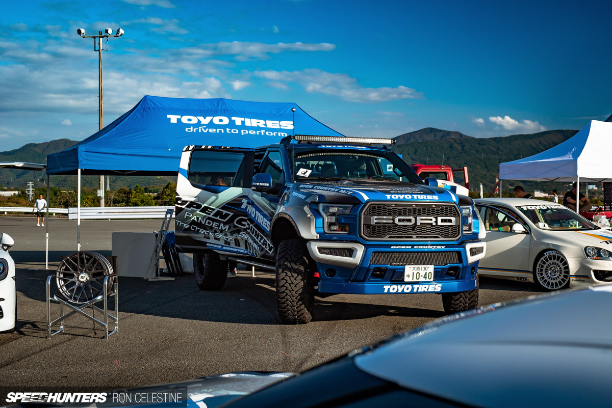 Ron_Celestine_SpeedhuntersLive_FujiSpeedway_Rocketbunny_Raptor