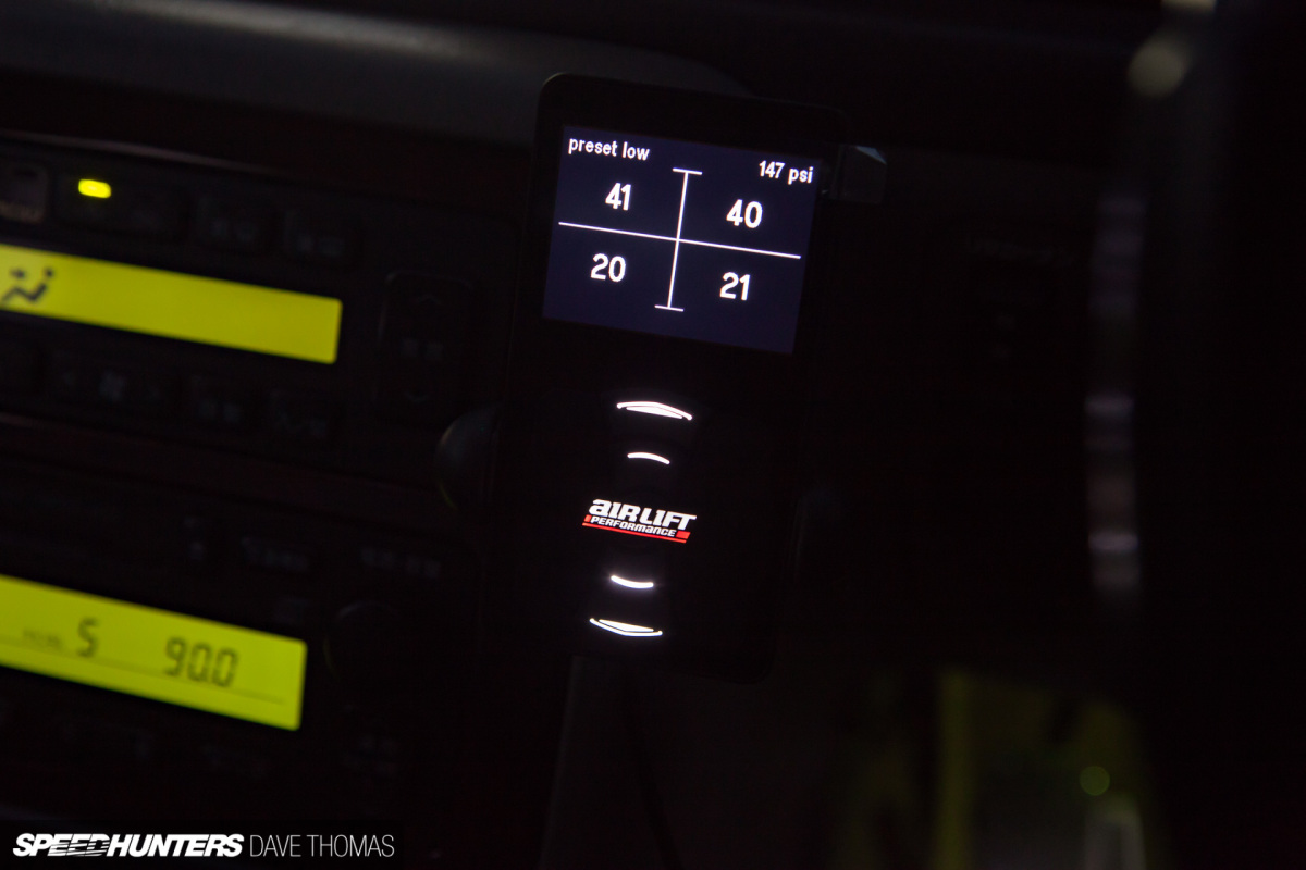 ken-york-air-lift-vip-toyota-century-dave-thomas-38