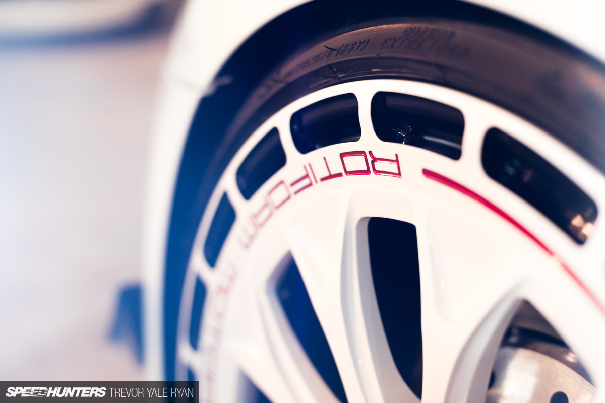 2018-SH_Art-Cars-Rotiform-Race-Service-LA_Trevor-Ryan-057_3309
