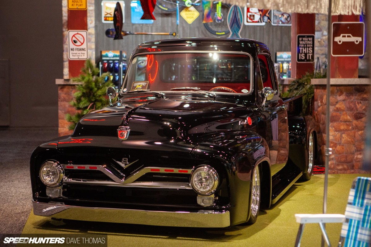 SEMA-2018-trucks-34