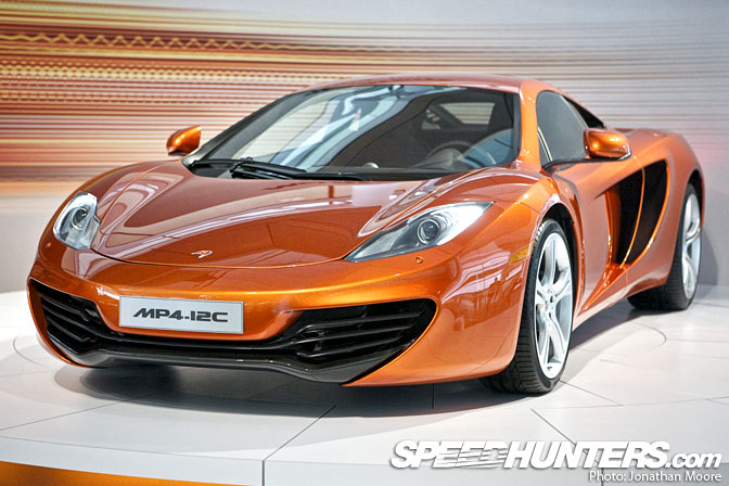 Desktops>> Mclaren Mp4-12c