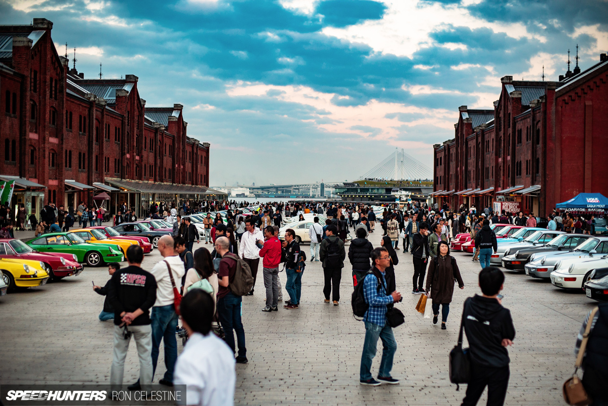 Speedhunters_Ron_Celestine_Porsche_911_Crowd_3