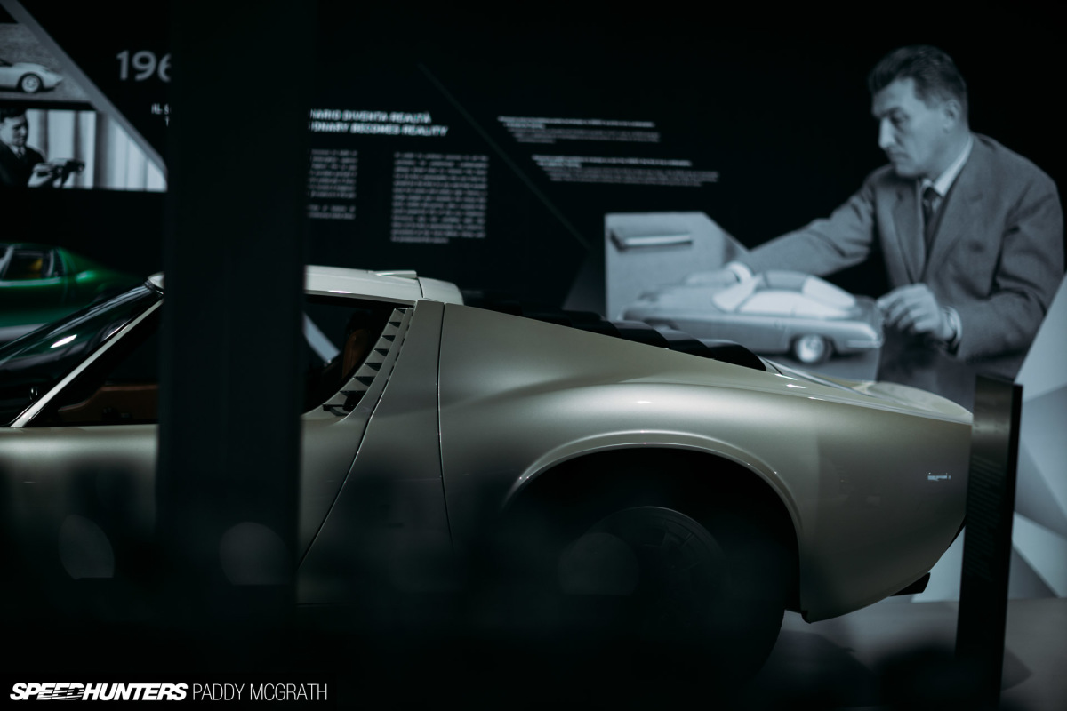 2018 Museo Lamborghini Miura-1