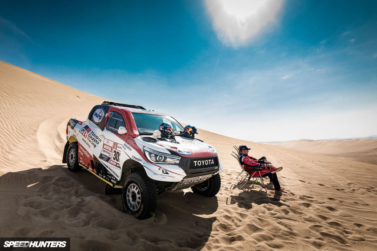 Giniel de Villiers (ZAF) and Dirk Von Zitzewitz (DEU) of Toyota Gazoo Racing SA