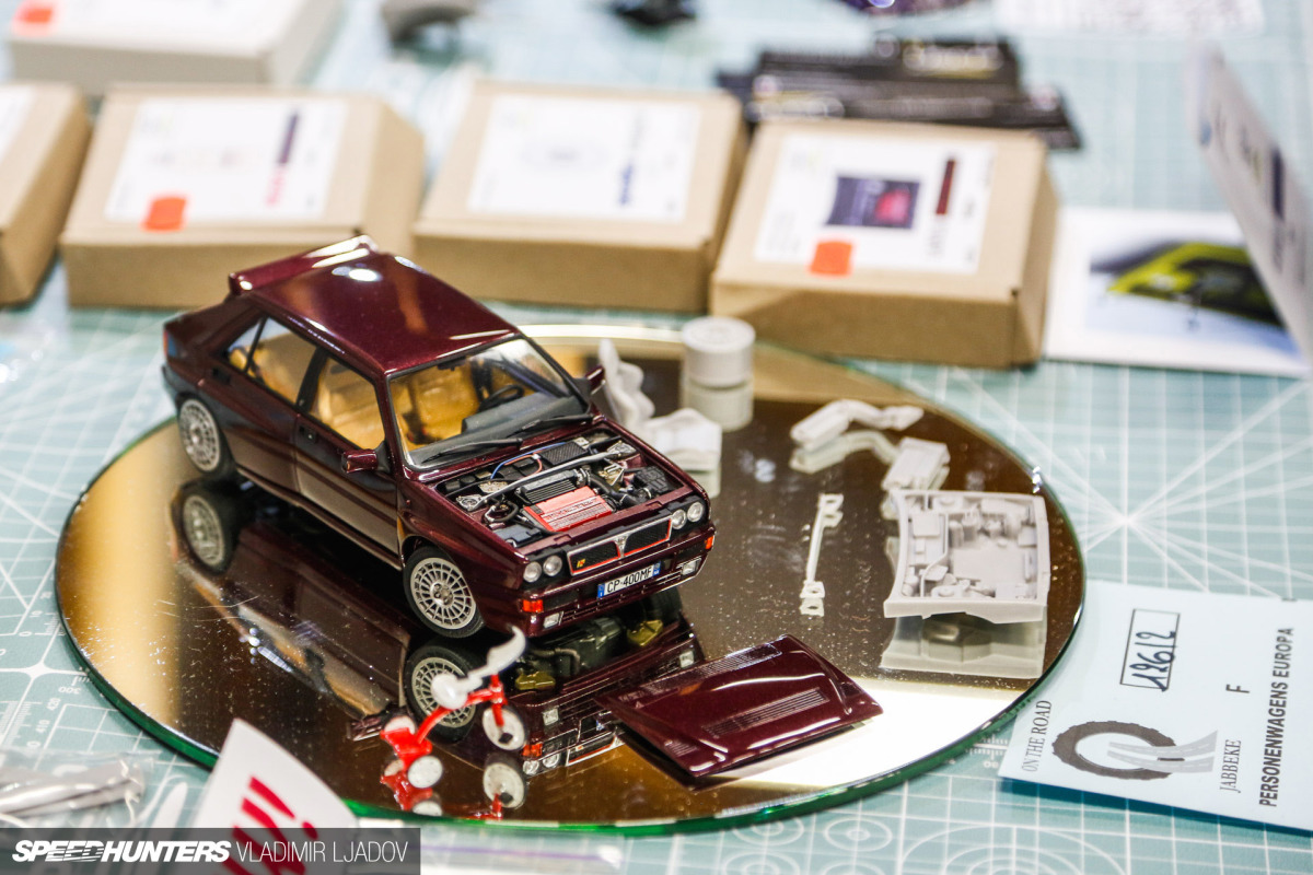 on-the-road-jabbeke-model-show-wheelsbywovka-78