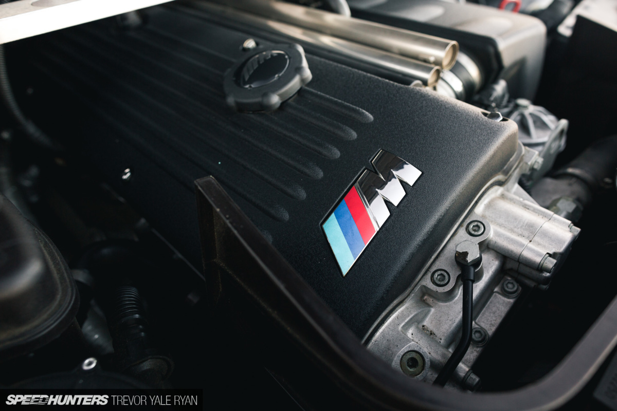2018-Speedhunters_Pandem-E46-M3-On-Air_Trevor-Ryan-005_1217