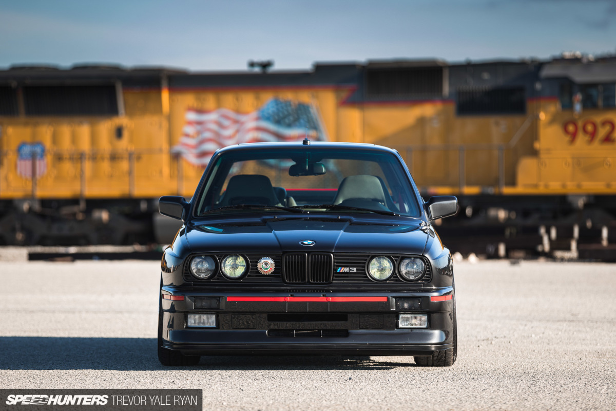 2018-Speedhunters_BMW-E30-M3-Watsonville_Trevor-Ryan-026_0135