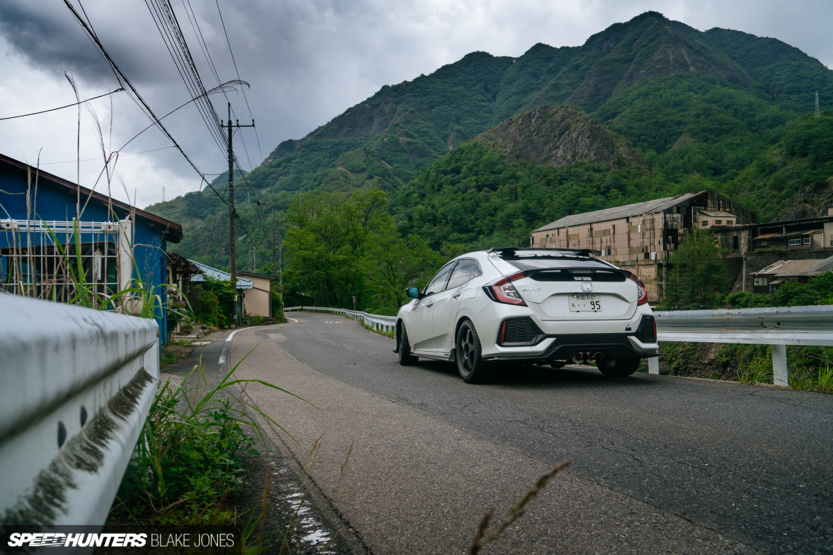 Spoon-FK7-Civic-blakejones-speedhunters--13