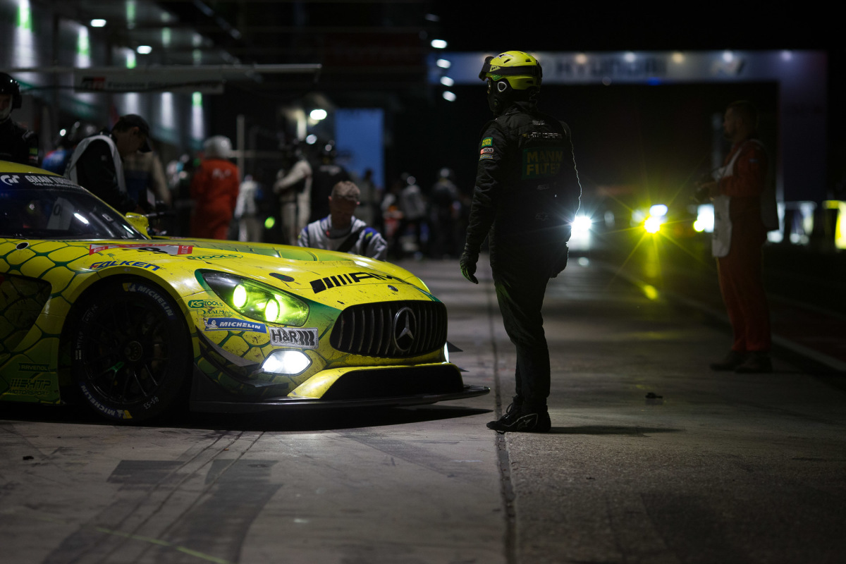 2019-Nurburgring-24-Hour-How-To-Shoot_Trevor-Ryan-Speedhunters_043_0836