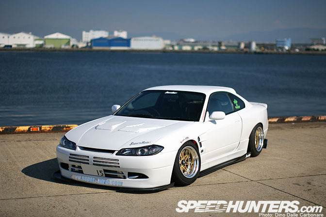 SM-S15-081