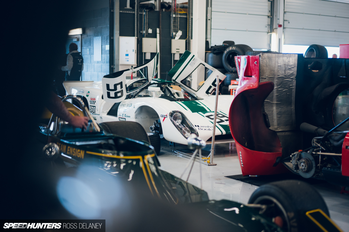 RDM19_SilverstoneClassic_Speedhunters-12