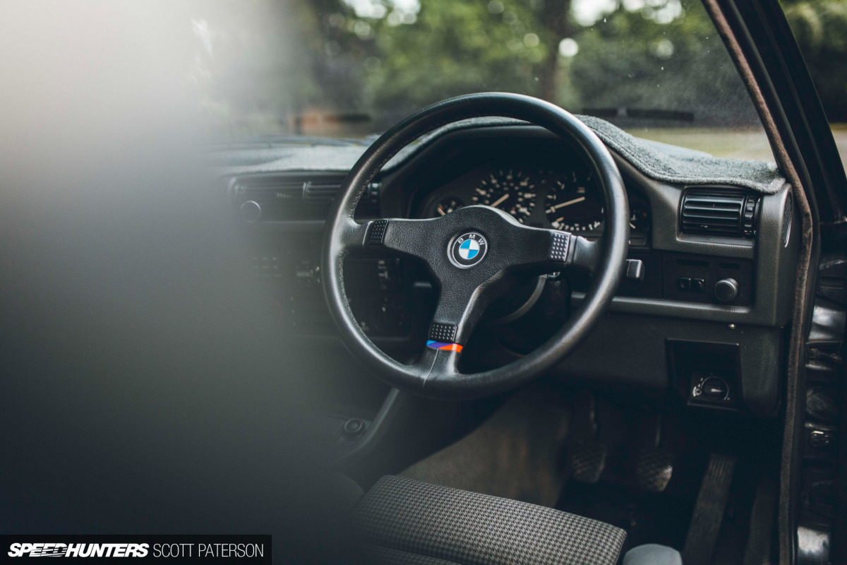 Speedhunters_BMW_E30_320_Scott_Paterson-28
