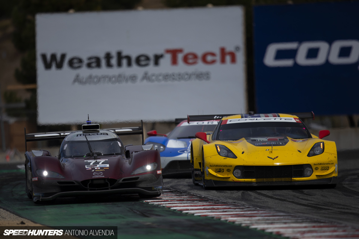 IMSA Laguna Seca Antonio Sureshot 1920wm 1DX23923 300