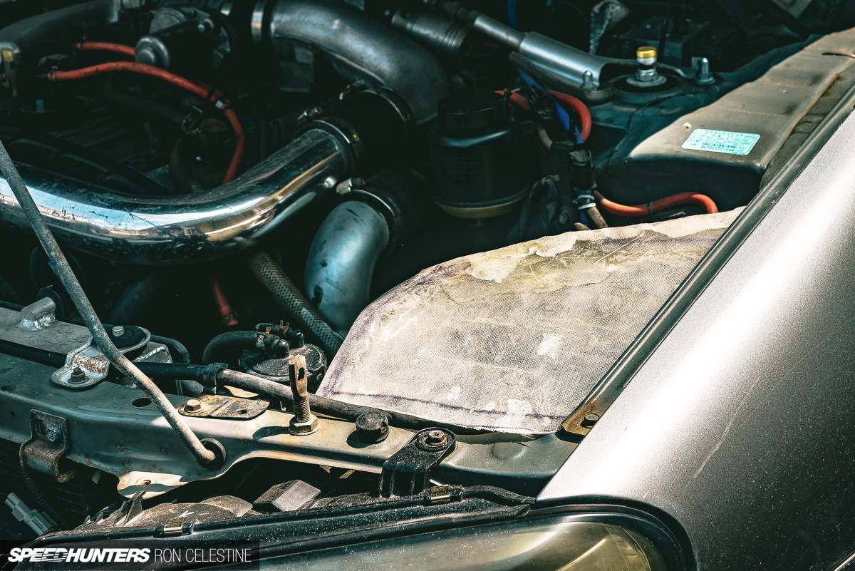 Speedhunters_RonCelestine_ER34_Nissan_Skyline_ProjectRough_CarbonBox_25