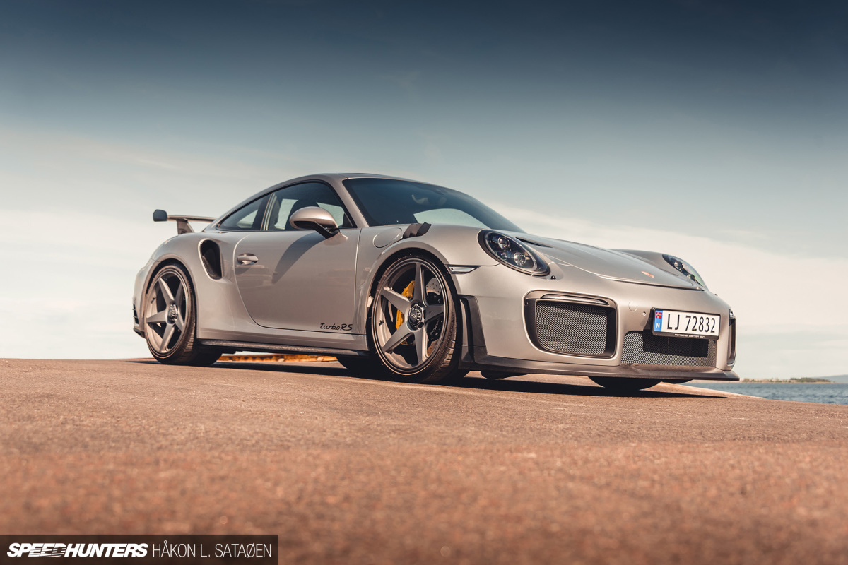 Speedhunters_Porsche_911_Turbo_RS_5