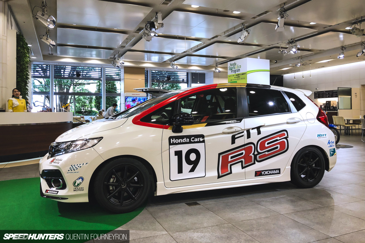 Speedhunters_Quentin_Fourneyron_Honda_Welcome_Plaza_07