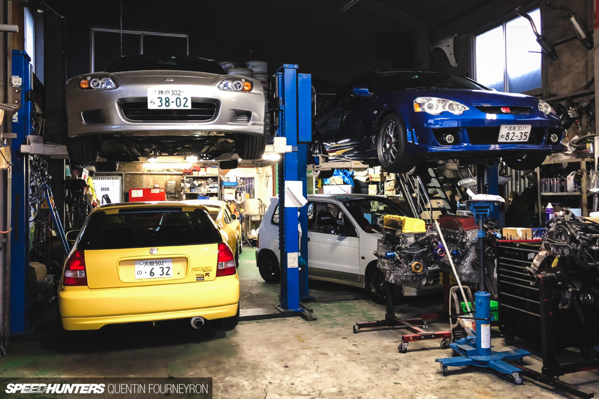 Speedhunters_Quentin_Fourneyron_Impact_Magic_01