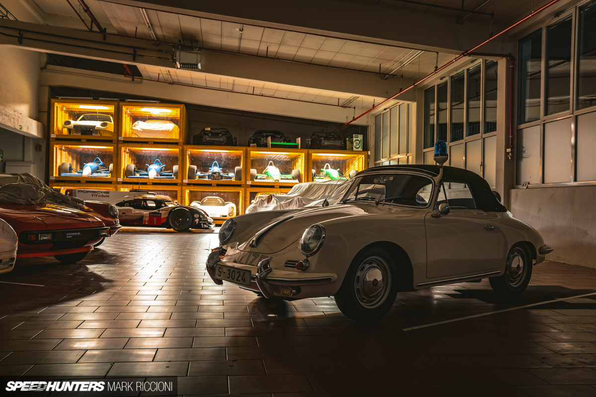 Mark_Riccioni_Speedhunters_Porsche_Storage_Facility_DSC04875-2