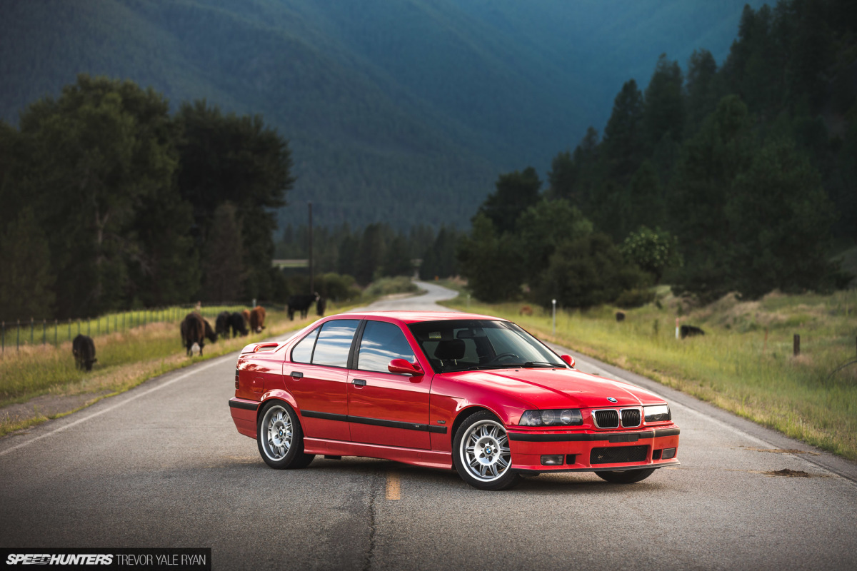 2019-Project-345-BMW-E36-M3-3-Series-Sedan_Trevor-Ryan-Speedhunters_002_0124