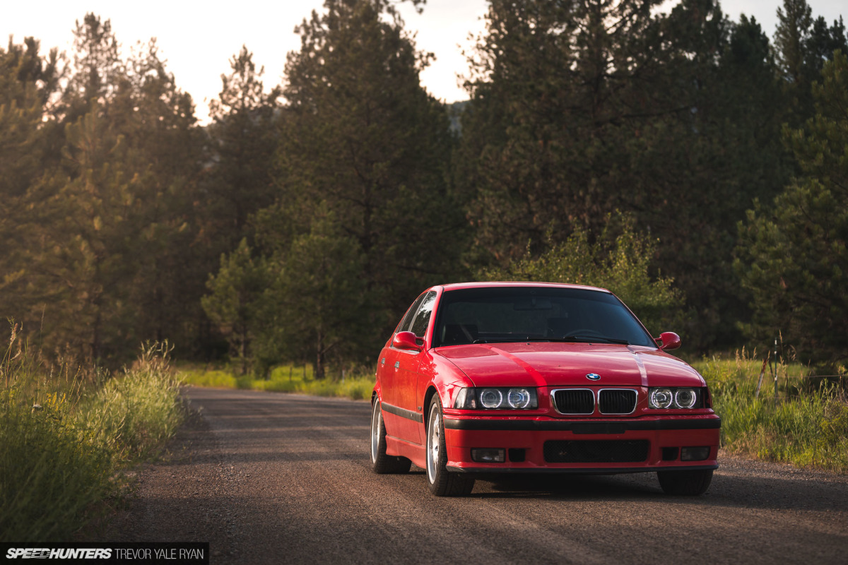 2019-Project-345-BMW-E36-M3-3-Series-Sedan_Trevor-Ryan-Speedhunters_028_0098