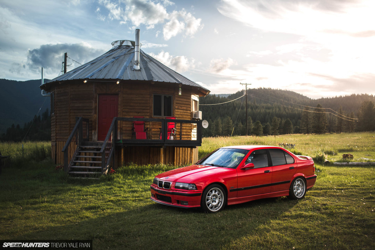 2019-Project-345-BMW-E36-M3-3-Series-Sedan_Trevor-Ryan-Speedhunters_032_0222