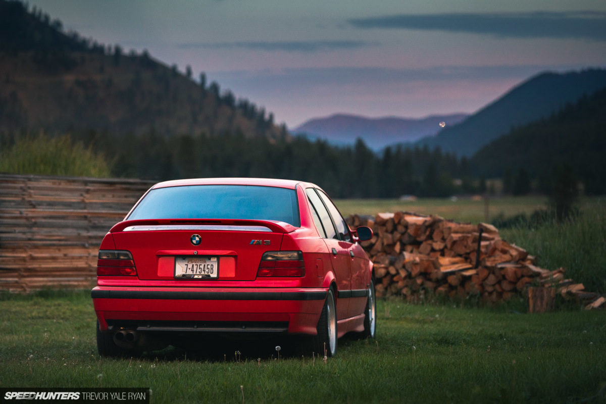 2019-Project-345-BMW-E36-M3-3-Series-Sedan_Trevor-Ryan-Speedhunters_036_0311