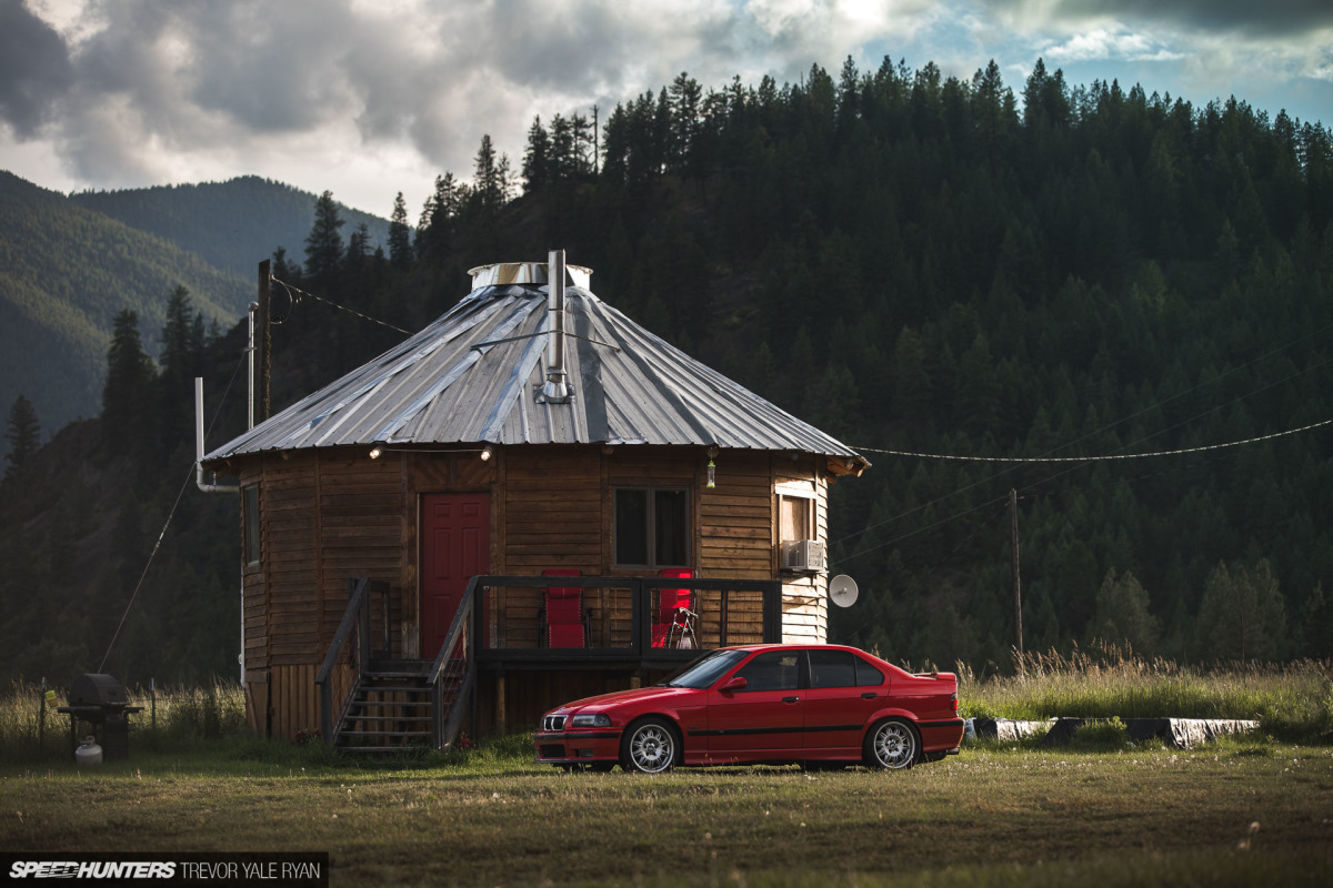 2019-Project-345-BMW-E36-M3-3-Series-Sedan_Trevor-Ryan-Speedhunters_056_0186