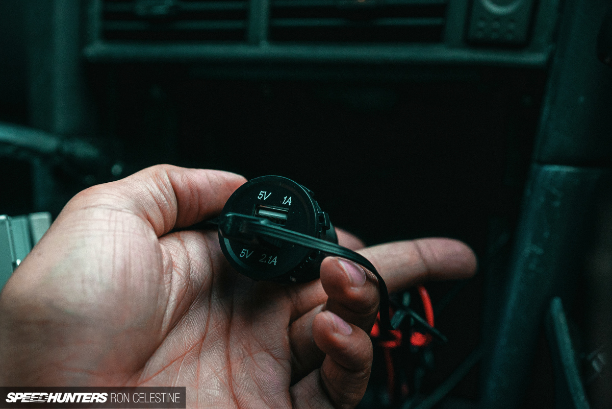 Speedhunters_RonCelestine_ProjectRough_CarbonFiber_Defi_17