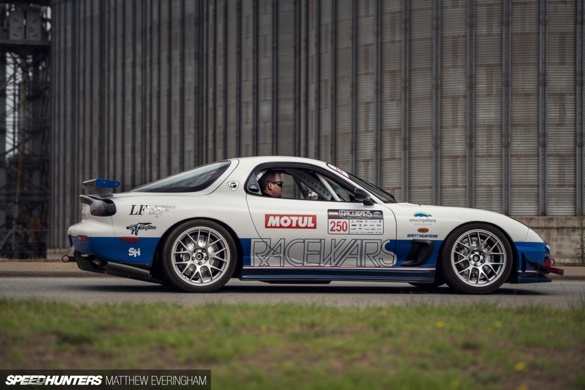 LFXX_RX7_MatthewEveringham_Speedhunters35
